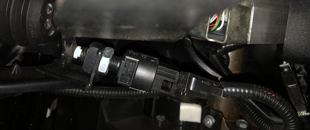 Замена датчиков тормозной системы BMW БМВ